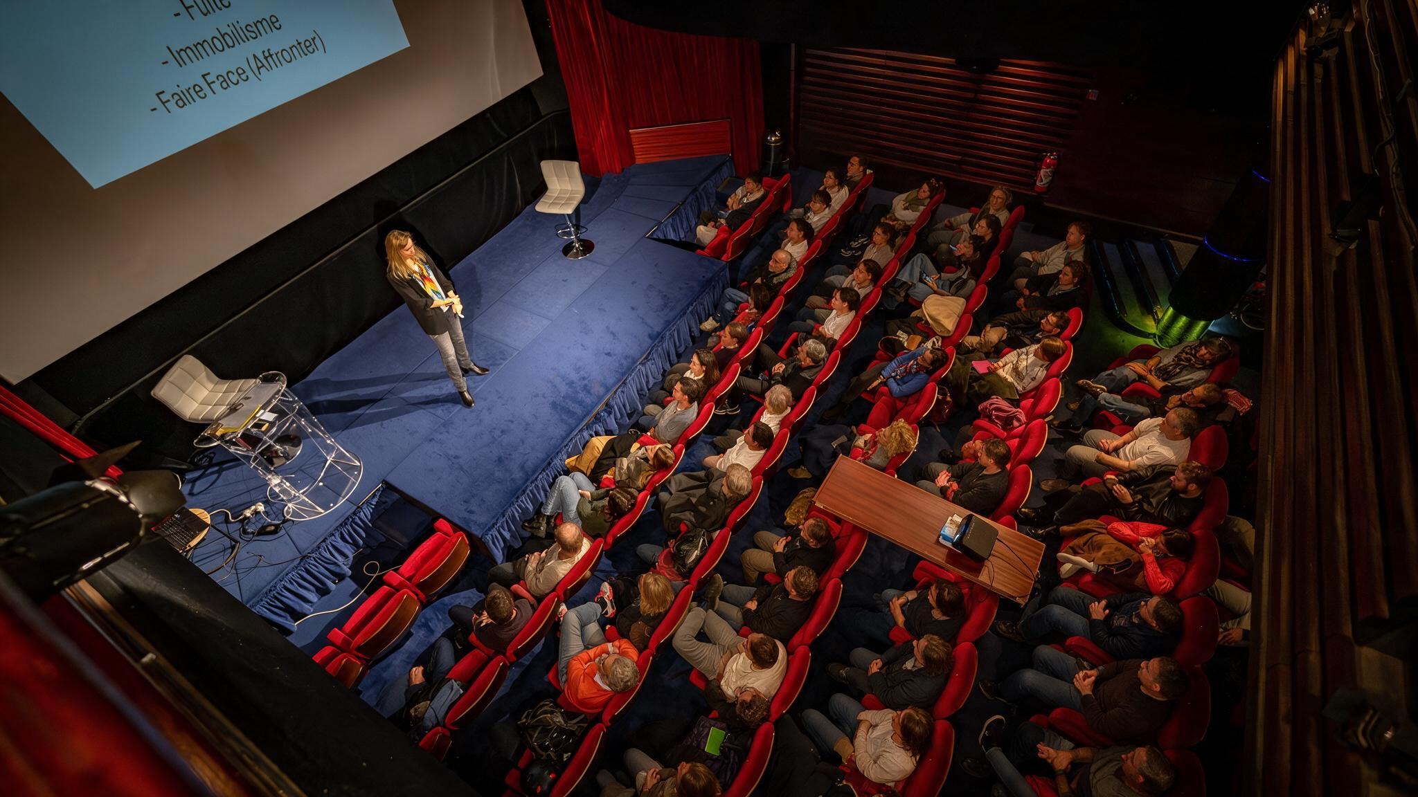Caroline Cospain anime une journée immersive au Club des Étoiles, à Paris